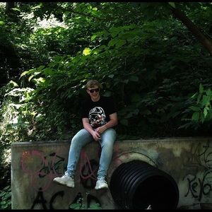 Meet your Posher, Zachary